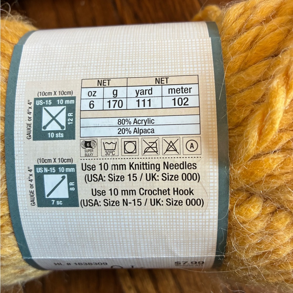 Yarn Bee Effortless - Picture 3 of 3